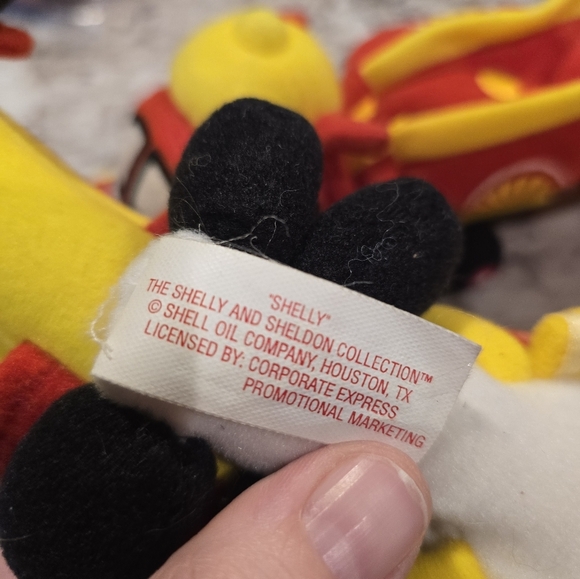Shell Oil Company tanker trucks, "Shelly" & "Sheldon" Plush Toys - Picture 3 of 6